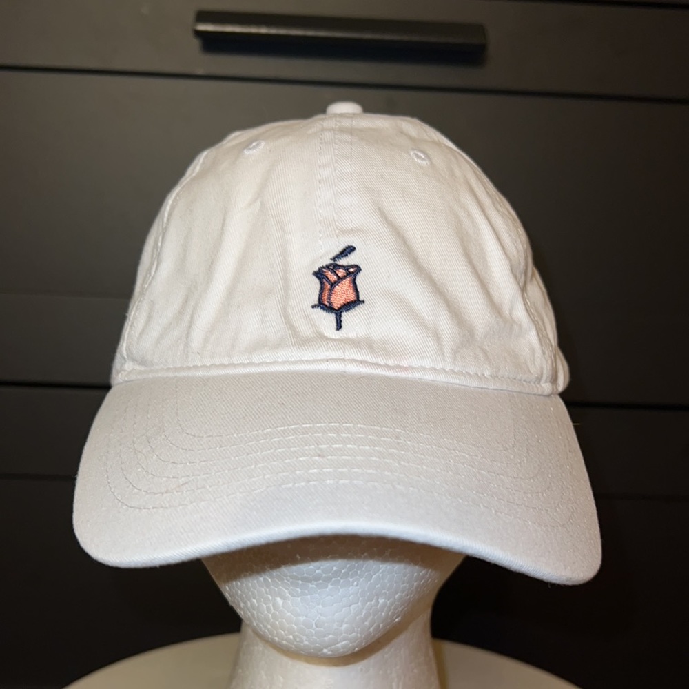 Rosé dad hat